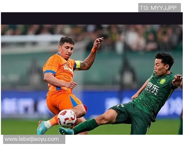 VAR判罚再引热议足球公平性问题再度成为舆论关注焦点